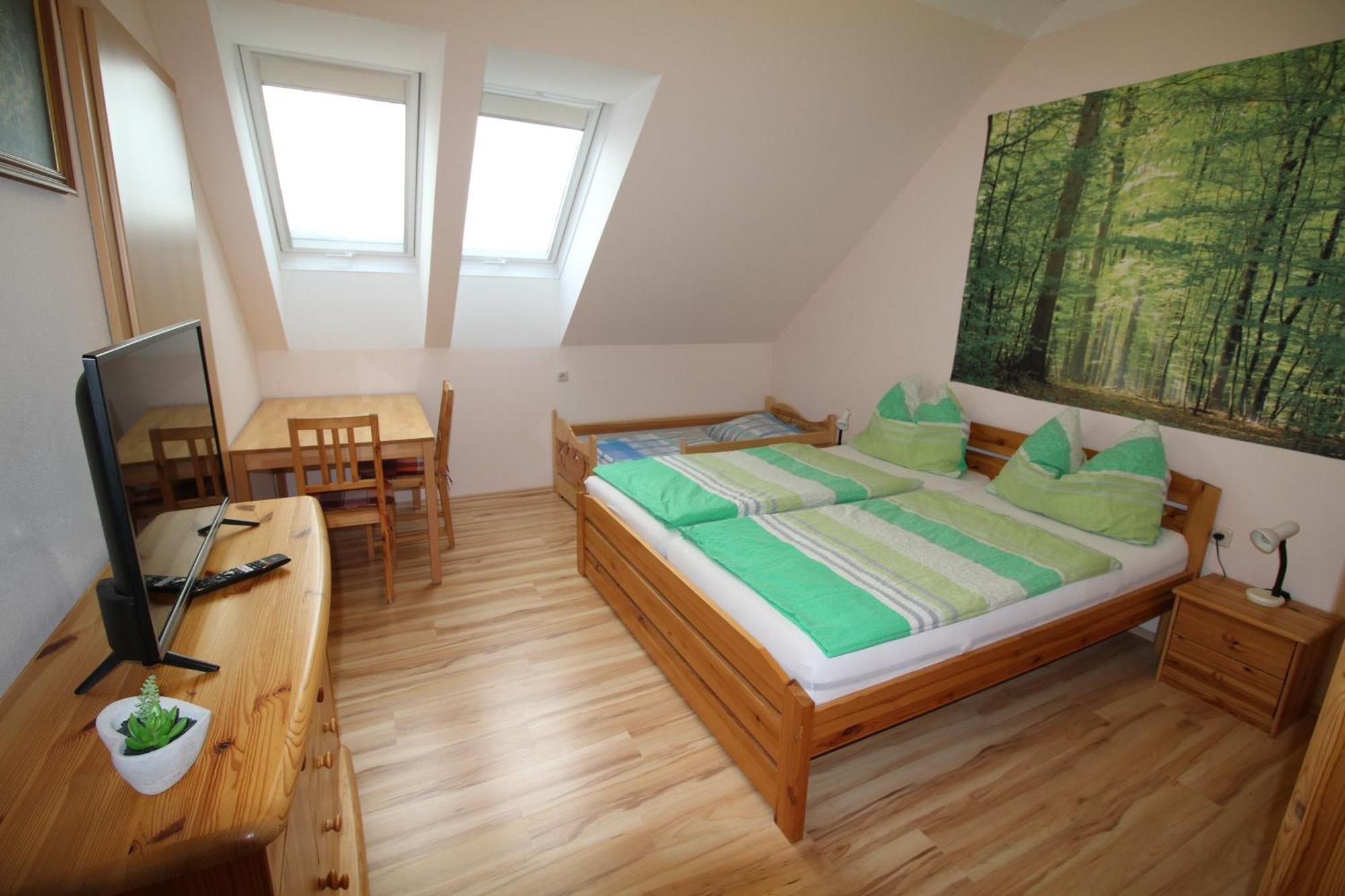 Privatzimmer Fam. Führer Ottenschlag Exterior foto